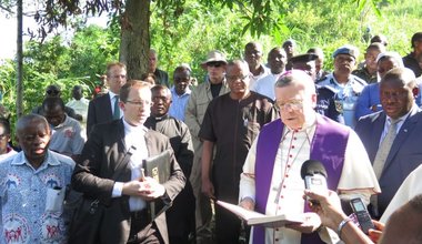 Visite du Chef de la MONUSCO Maman S. Sidikou et du Nonce apostolique Luis Mariano Montemayor dans la région de Beni