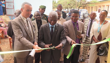 La MONUSCO remet les clés du nouveau bâtiment du Tribunal pour Enfants aux autorités de la province de l’Ituri