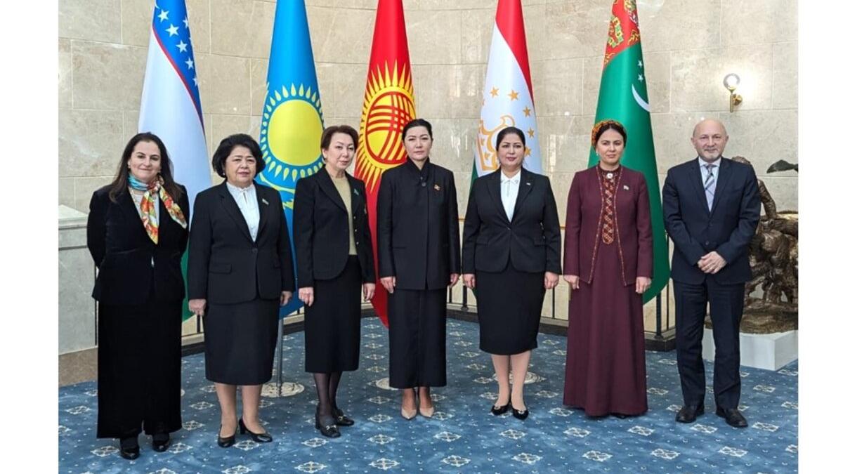 women leaders' caucus