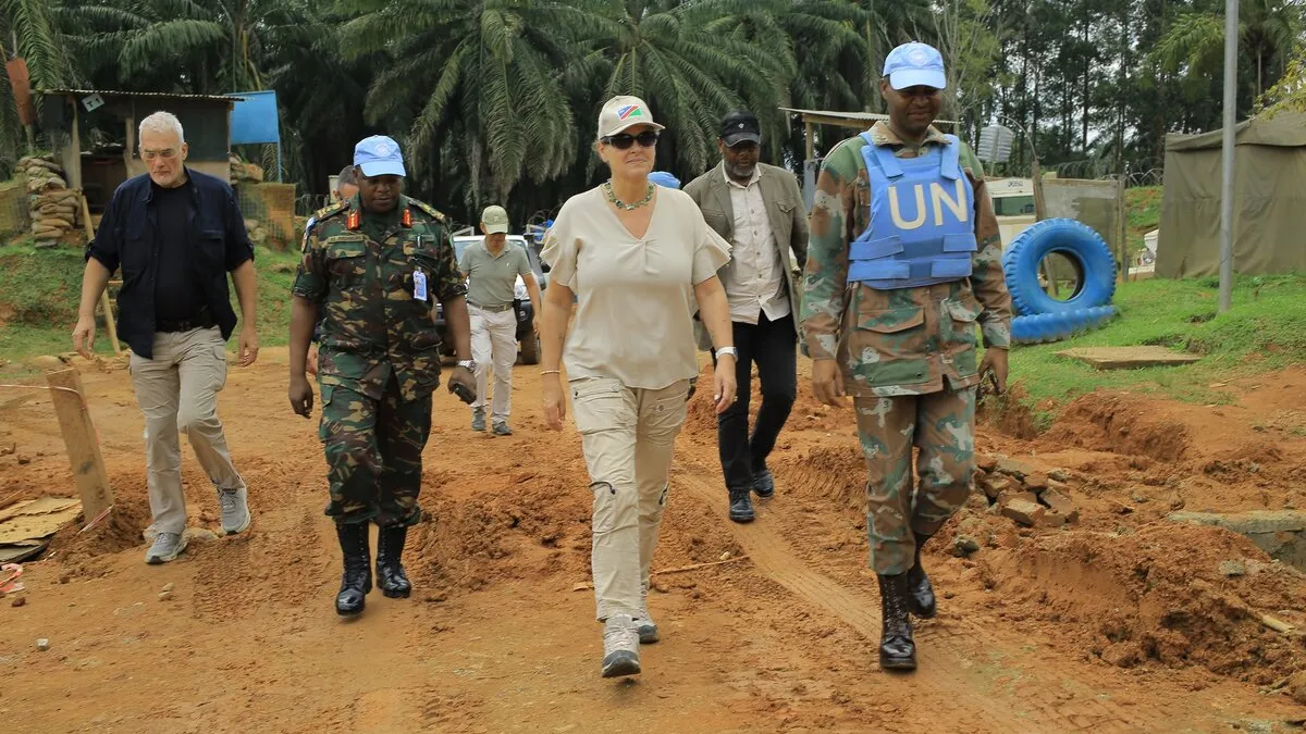 Du 22 au 24 septembre, Vivian van de Perre a conduit une visite de travail dédiée aux questions de sécurité, de protection des civils et à l'élaboration de solutions durables dans l'Est de la RDC.