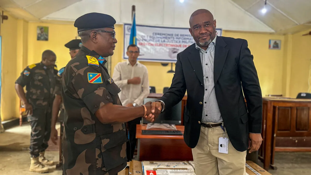 remise_equipement_justice_bunia-7.jpg