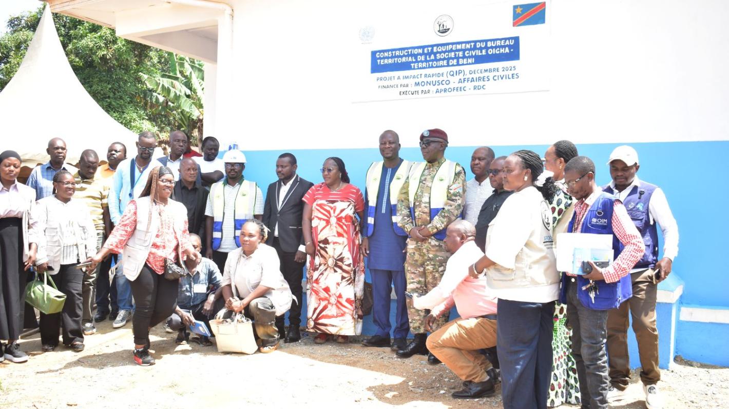 The building includes an office for the president, an office for the rapporteur, a reception area for the secretariat, an archive space, and a large meeting room. Photo MONUSCO ©Martial Mukeba wa Mukeba
