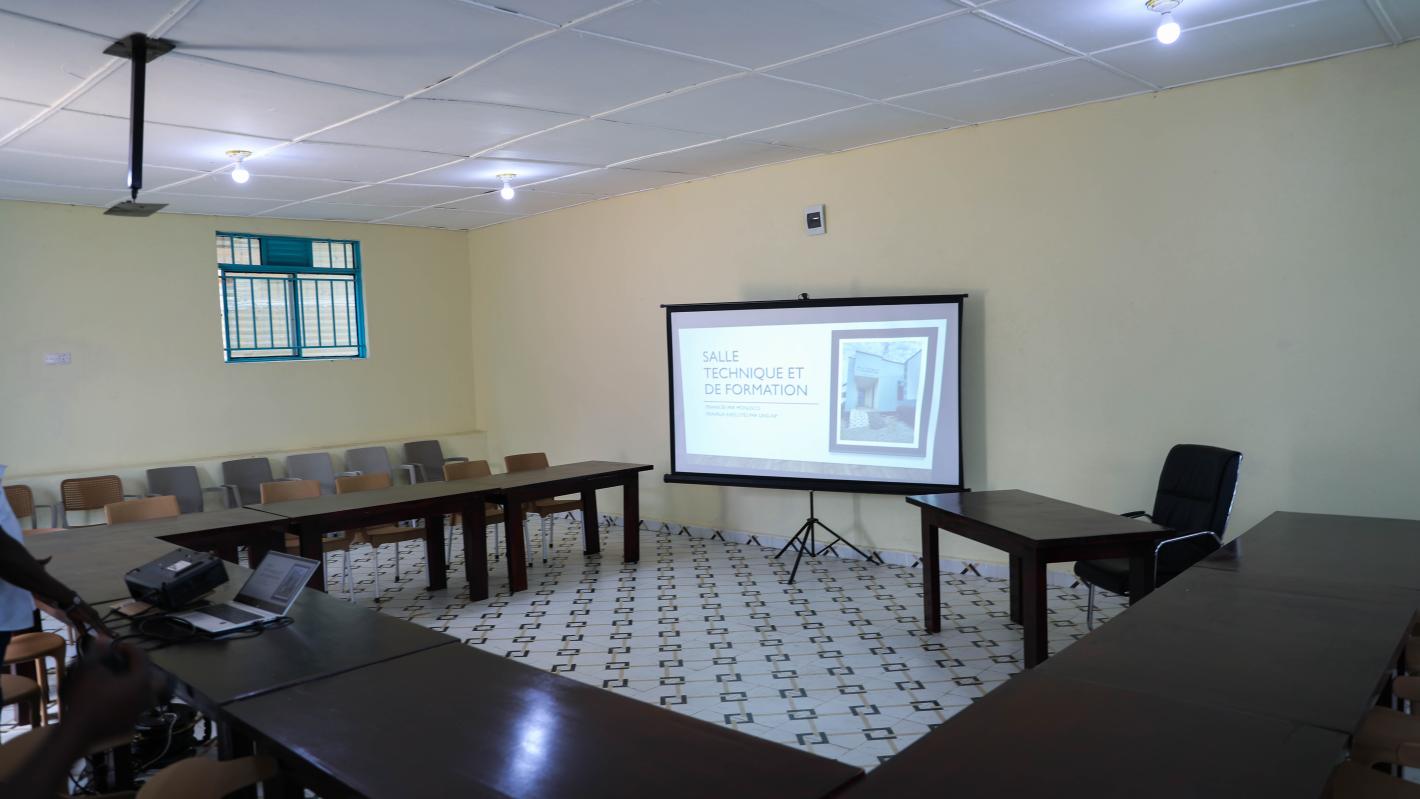 The building includes a technical room dedicated to digital investigations and the digital analysis of physical traces and clues used to reconstruct the sequence of events. Photo MONUSCO ©Didier Vignon Dossou-Gbakon