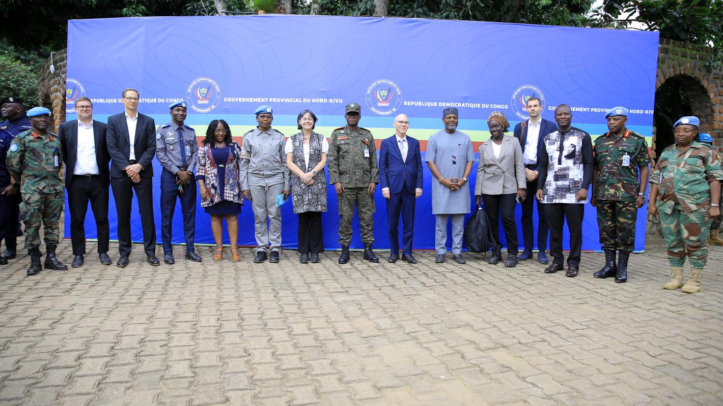  James Swan en visite de terrain pour renforcer l’appui à la protection des civils