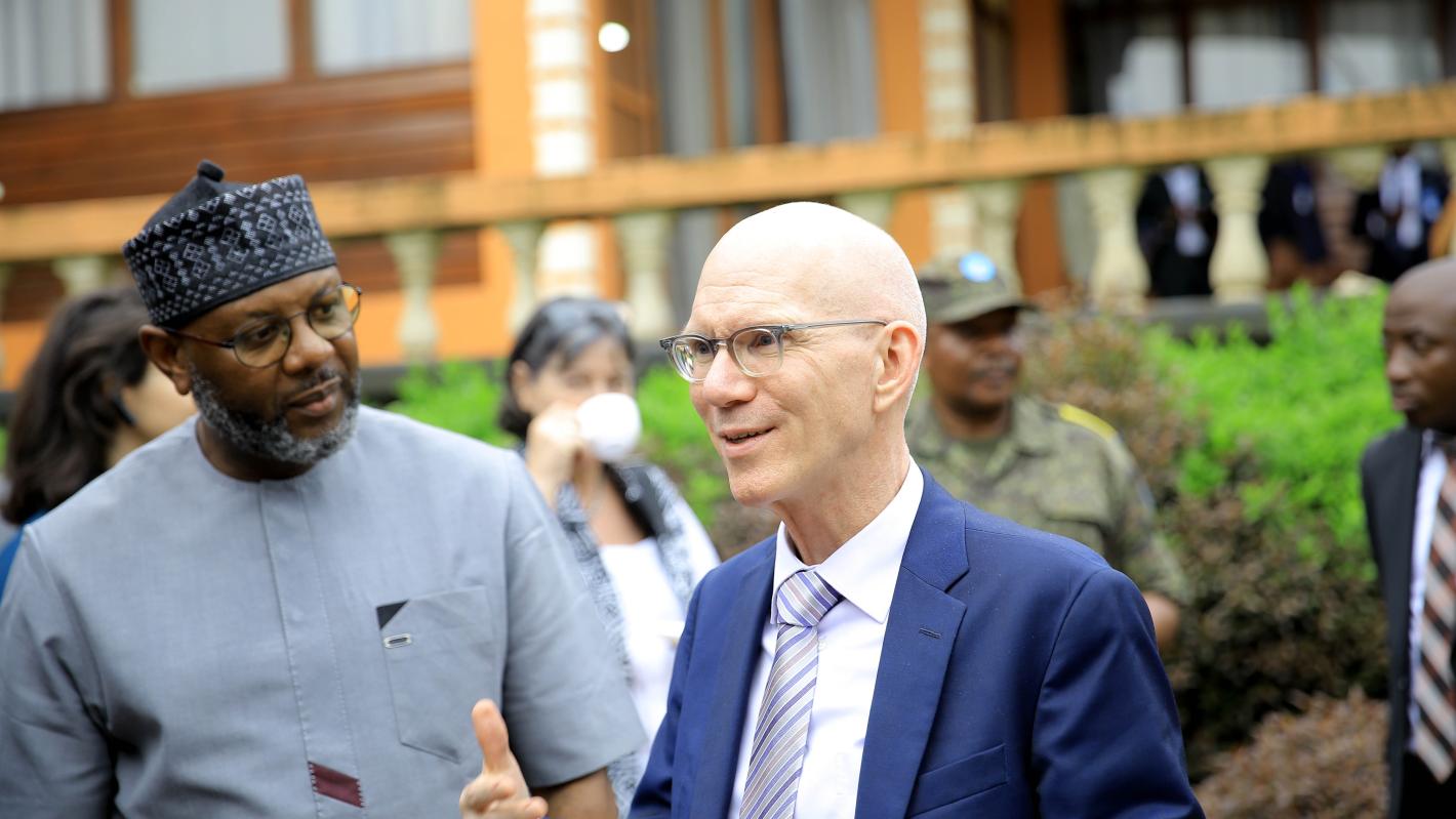  James Swan en visite de terrain pour renforcer l’appui à la protection des civils