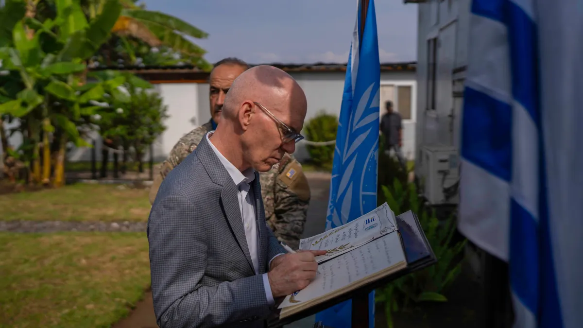 Mr. Swan made a particular point of congratulating Sergeant Matias Reyes, currently deployed with MONUSCO, who was one of the two recipients of the prestigious Mbaye Diagne Medal, awarded on 5 June at United Nations Headquarters in New York.