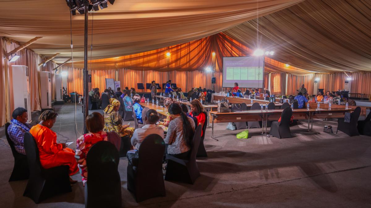 The objective of this immersion is clear: to equip the women of the Advisory Group with the necessary tools to translate harsh field realities and early warnings into concrete, sharp, and actionable policy recommendations for high-level decision-makers.