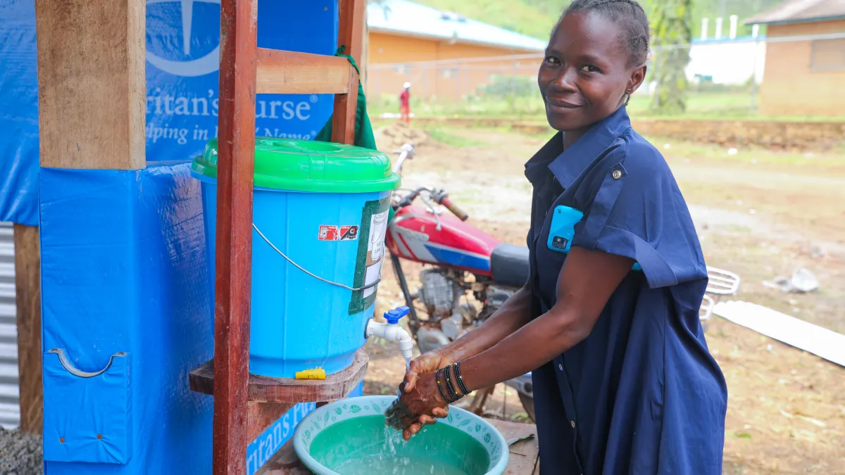 In Nyakunde, Ituri, MONUSCO patrols are helping restore communities' confidence and revive the Ebola response. Health authorities are calling for a sustained presence to protect communities and ensure continuity of care.