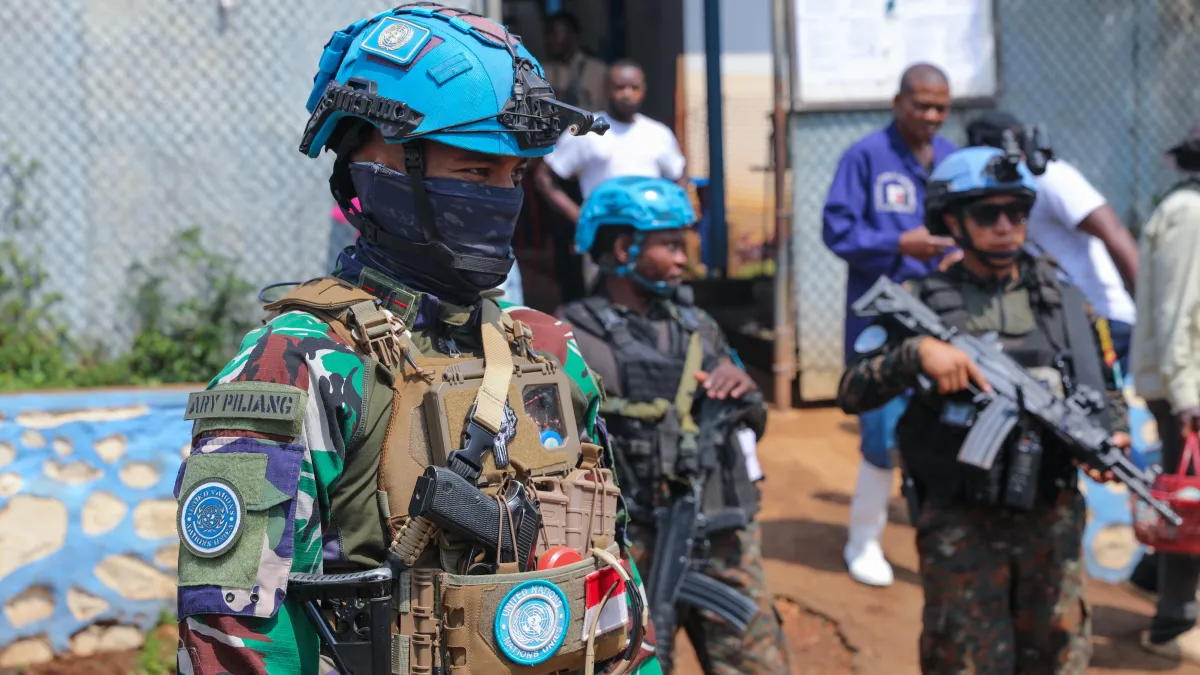 In Nyakunde, Ituri, MONUSCO patrols are helping restore communities' confidence and revive the Ebola response. Health authorities are calling for a sustained presence to protect communities and ensure continuity of care.
