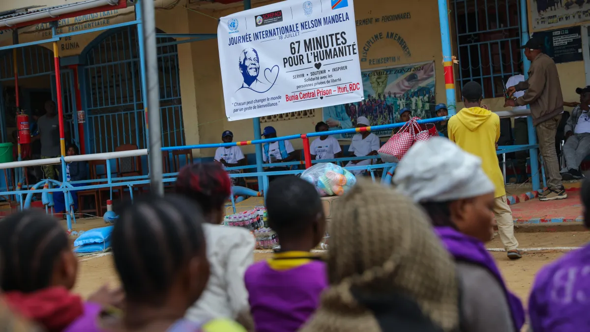 Malgré le contexte marqué par l'épidémie d'Ebola en Ituri, les activités ont été adaptées afin de respecter les mesures de prévention tout en maintenant ce rendez-vous annuel inspiré par l'héritage de Nelson Mandela, lui-même détenu pendant 27 ans avant de devenir un symbole mondial de paix, de justice et de réconciliation.