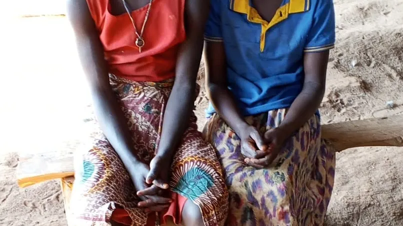 Following these consultations, the parties agreed that the two girls would be handed over to MONUSCO peacekeepers stationed in Rhoo, the locality closest to the area where they were being held.