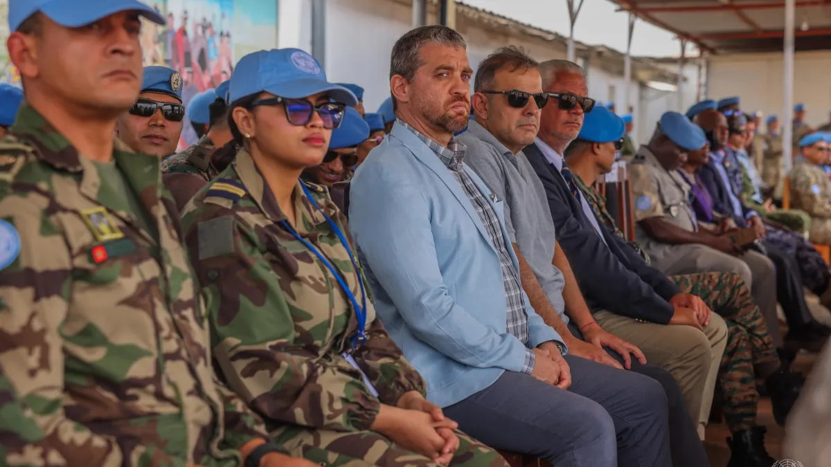 La cérémonie de Goma s’inscrit dans une histoire plus large : celle de 25 années d’engagement uruguayen dans les opérations de maintien de la paix des Nations Unies en Afrique. 