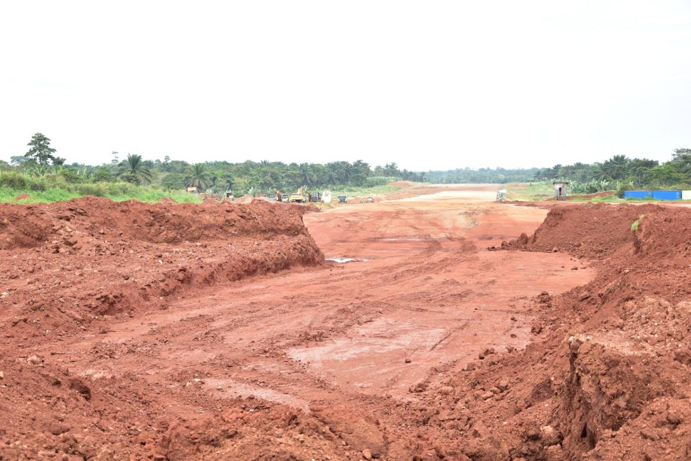 Currently two kilometers long, the runway at Beni Airport will eventually be extended to 3,300 meters. 