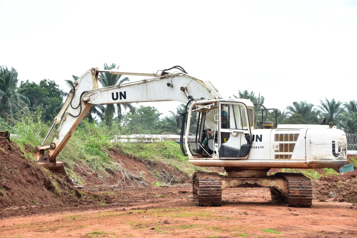 Currently two kilometers long, the runway at Beni Airport will eventually be extended to 3,300 meters.