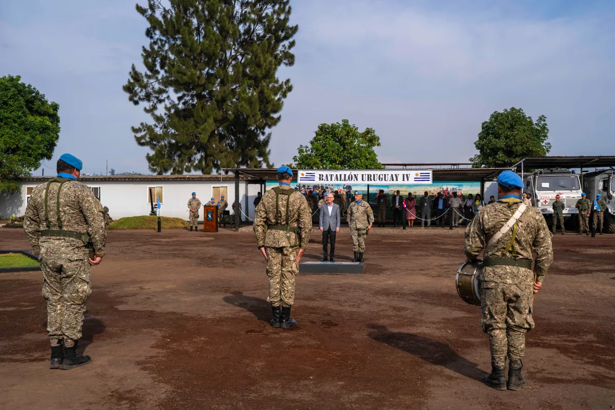 Mr. Swan made a particular point of congratulating Sergeant Matias Reyes, currently deployed with MONUSCO, who was one of the two recipients of the prestigious Mbaye Diagne Medal, awarded on 5 June at United Nations Headquarters in New York.