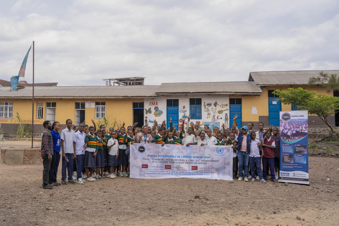 Le 16 juin à Goma des élèves ont été sensibilisés à leurs droits et aux mesures de prévention d Ebola lors d'une activité organisée avec la MONUSCO et l'OMS