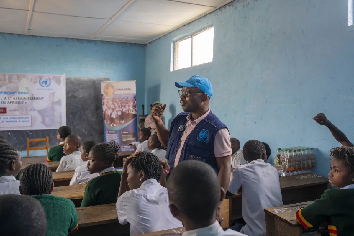 Le 16 juin à Goma des élèves ont été sensibilisés à leurs droits et aux mesures de prévention d Ebola lors d'une activité organisée avec la MONUSCO et l'OMS