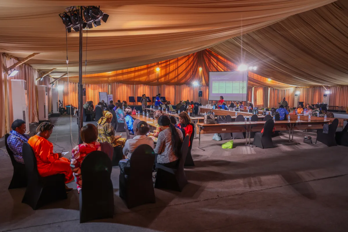 The objective of this immersion is clear: to equip the women of the Advisory Group with the necessary tools to translate harsh field realities and early warnings into concrete, sharp, and actionable policy recommendations for high-level decision-makers.