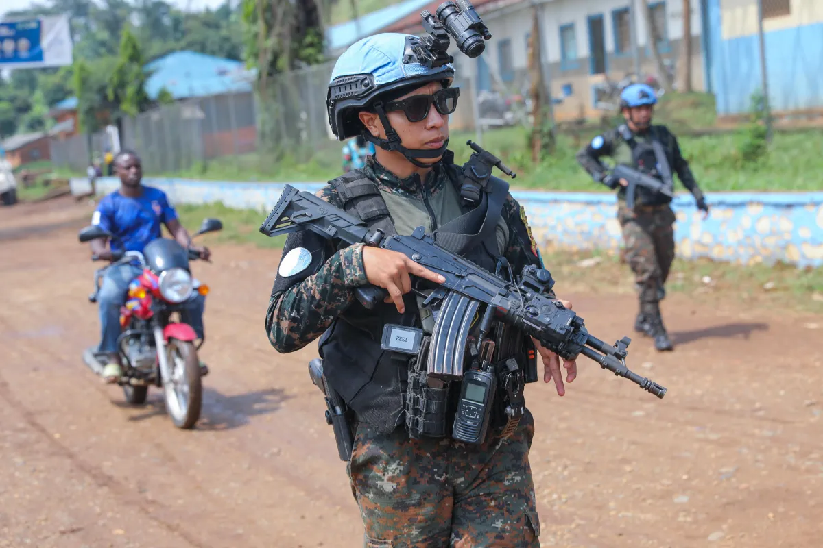 In Nyakunde, Ituri, MONUSCO patrols are helping restore communities' confidence and revive the Ebola response. Health authorities are calling for a sustained presence to protect communities and ensure continuity of care.