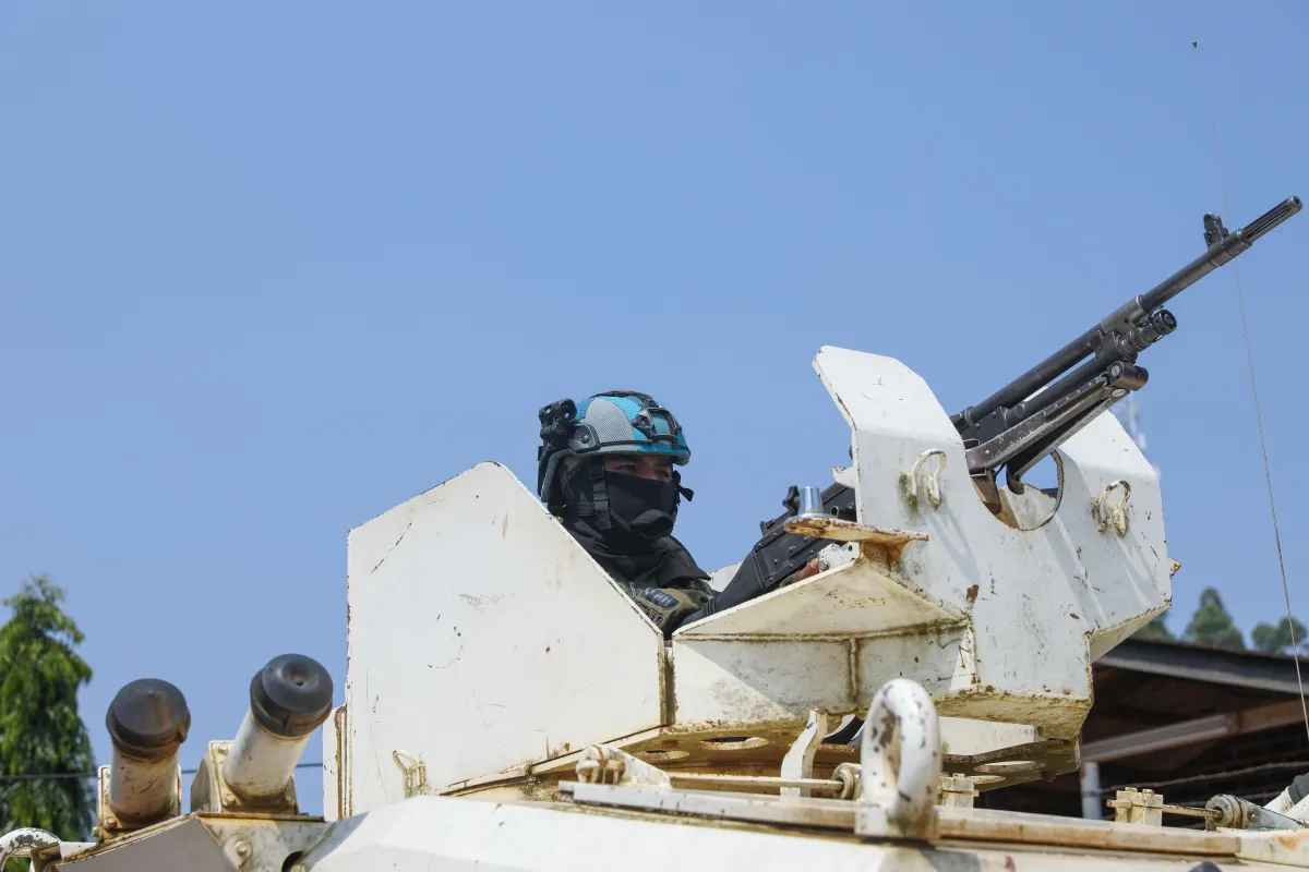 In Nyakunde, Ituri, MONUSCO patrols are helping restore communities' confidence and revive the Ebola response. Health authorities are calling for a sustained presence to protect communities and ensure continuity of care.