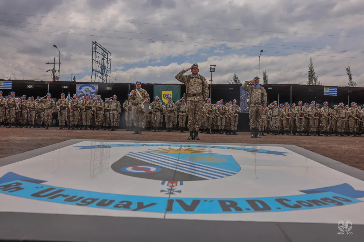 La cérémonie de Goma s’inscrit dans une histoire plus large : celle de 25 années d’engagement uruguayen dans les opérations de maintien de la paix des Nations Unies en Afrique.