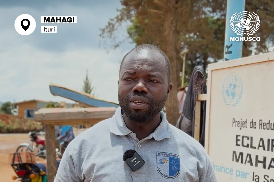 Plus de trois ans après le lancement d’un projet d’éclairage public soutenu par la MONUSCO, les lampadaires solaires continuent de contribuer à la sécurité des habitants et à la vie économique locale.