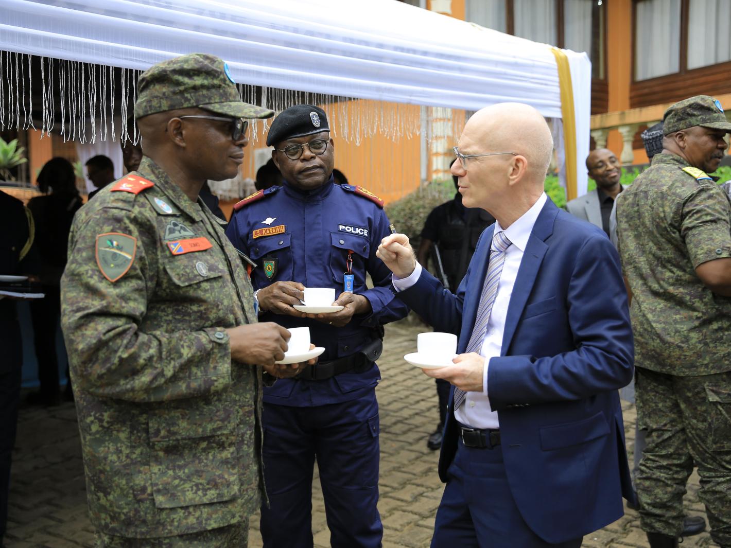  James Swan en visite de terrain pour renforcer l’appui à la protection des civils
