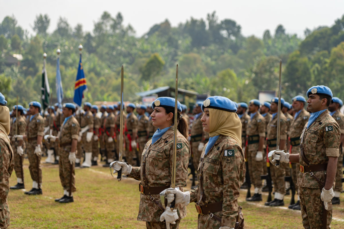 Pak Woman Army Sex - The first-ever female Pakistani UN peacekeeping team receives UN medals |  MONUSCO