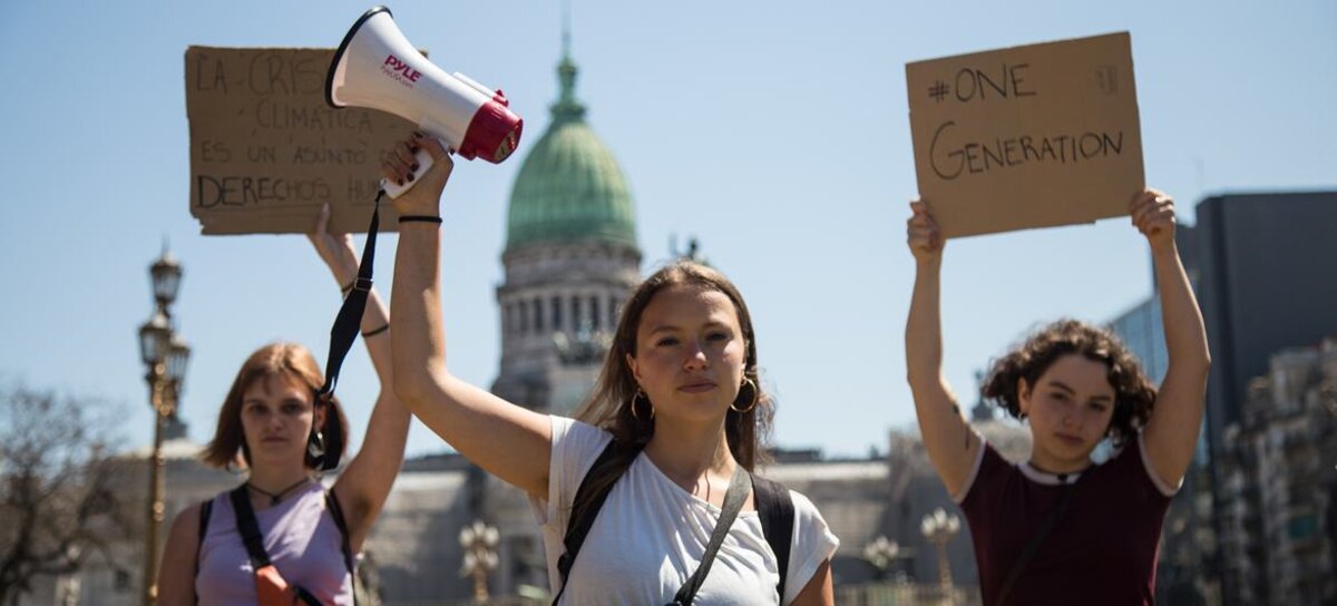 © UNICEF/Sebastian x Gil Des militantes écologistes et les fondateurs de Youth for Climate Argentina.