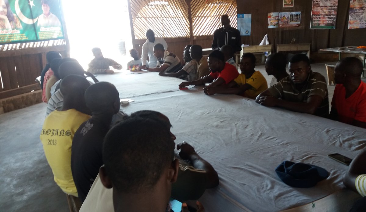 Les jeunes de Kavimvira et Rugenge engagés pour la paix et la sécurité dans leur quartier