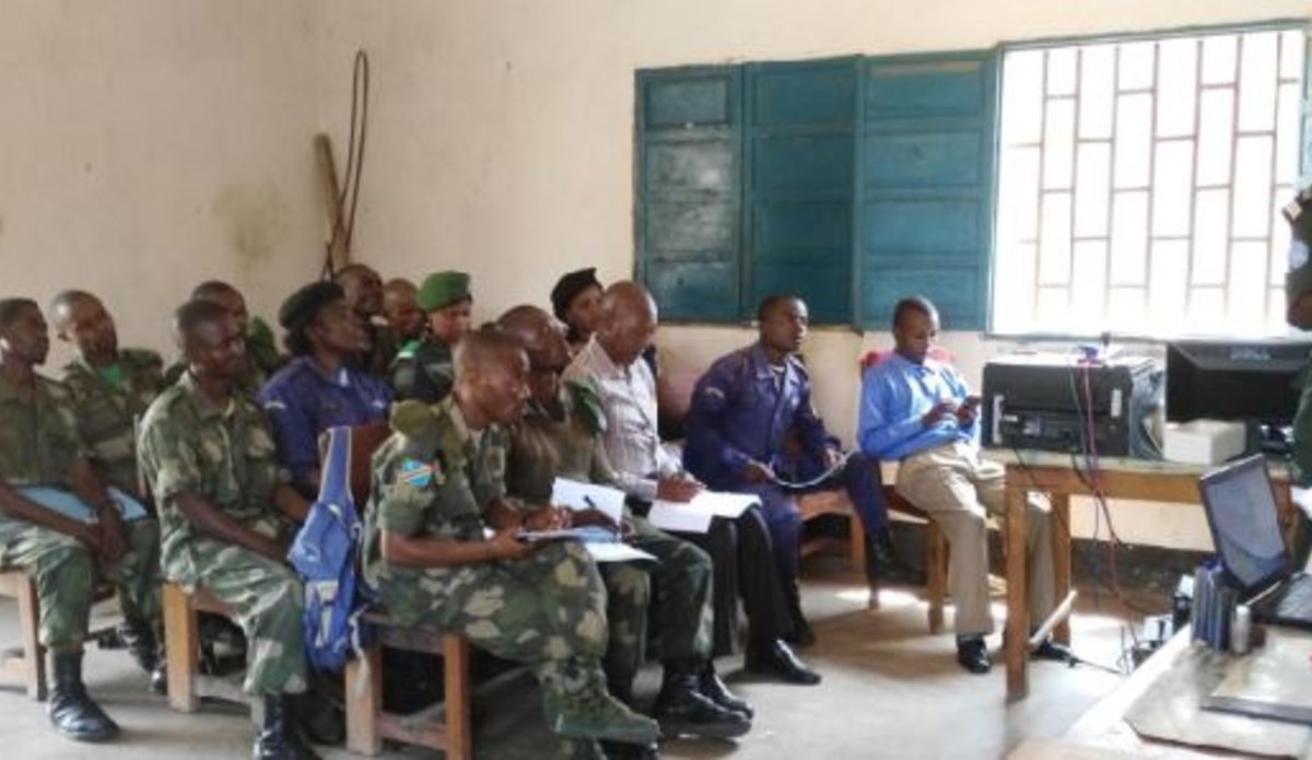 La MONUSCO forme le personnel de la Prison d’Uvira à la sécurité pénitentiaire.