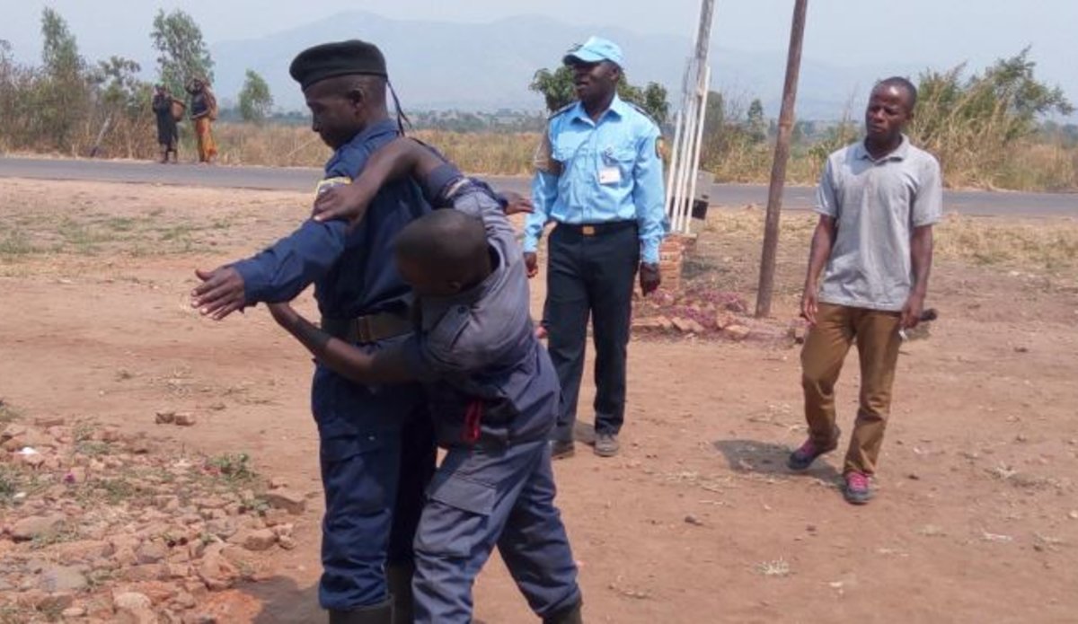 La Monusco a clôturé la 2e session de recyclage des policiers congolais de la Plaine de la Ruzizi au Sud-Kivu.