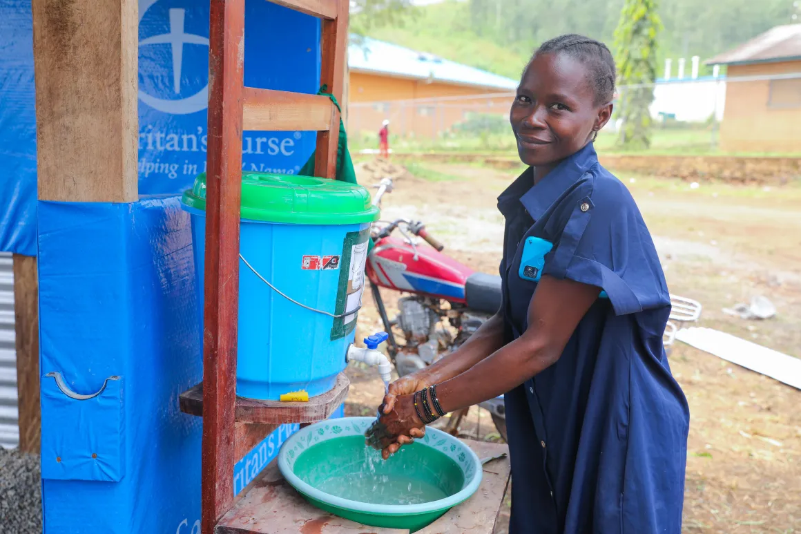 In Nyakunde, Ituri, MONUSCO patrols are helping restore communities' confidence and revive the Ebola response. Health authorities are calling for a sustained presence to protect communities and ensure continuity of care.